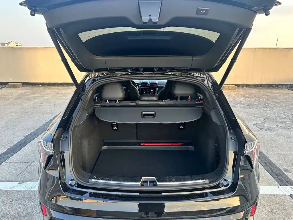 LYNK&CO 02 HATCHBACK 2022