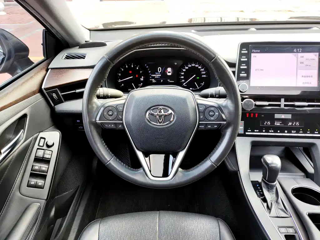 TOYOTA AVALON 2020