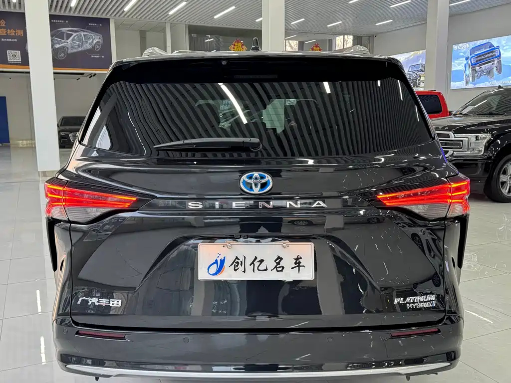 TOYOTA SIENNA SIENNA 2023