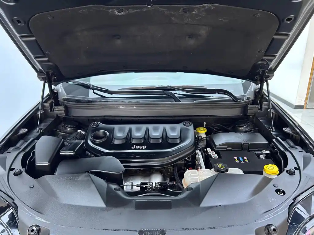 JEEP CHEROKEE 2019