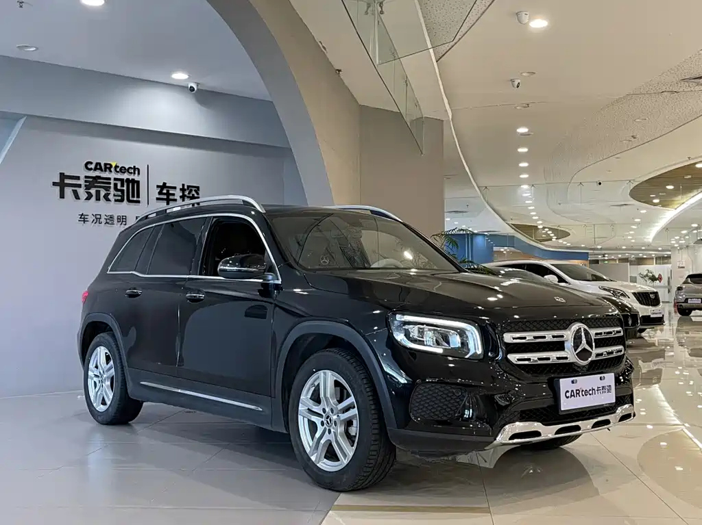 MERCEDES BENZ GLB 2021