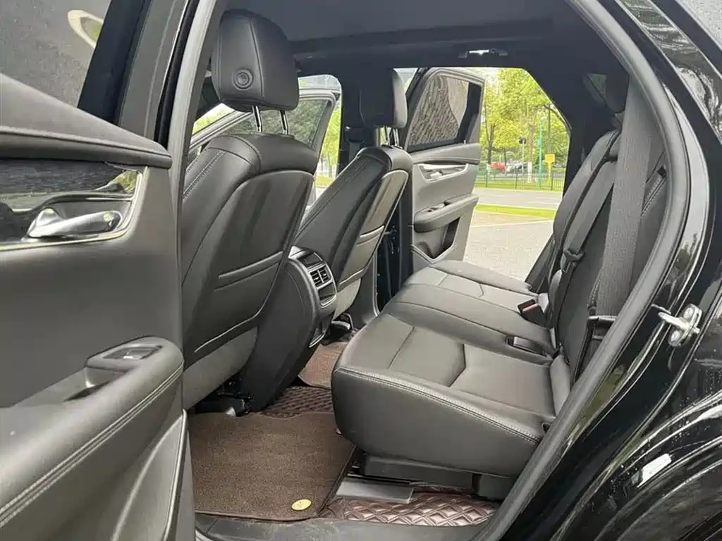 CADILLAC XT5 2022