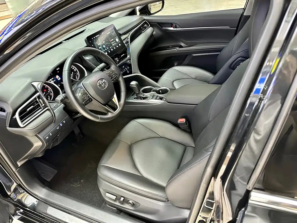 TOYOTA CAMRY 2022