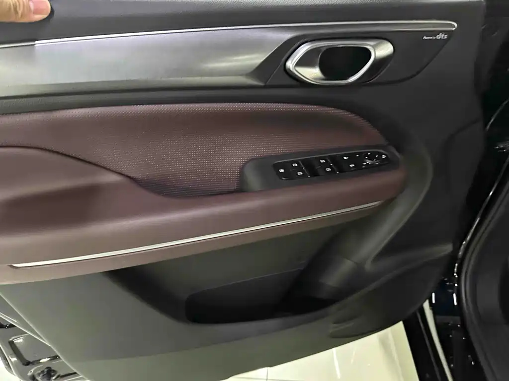TRUMPCHI M6 2023