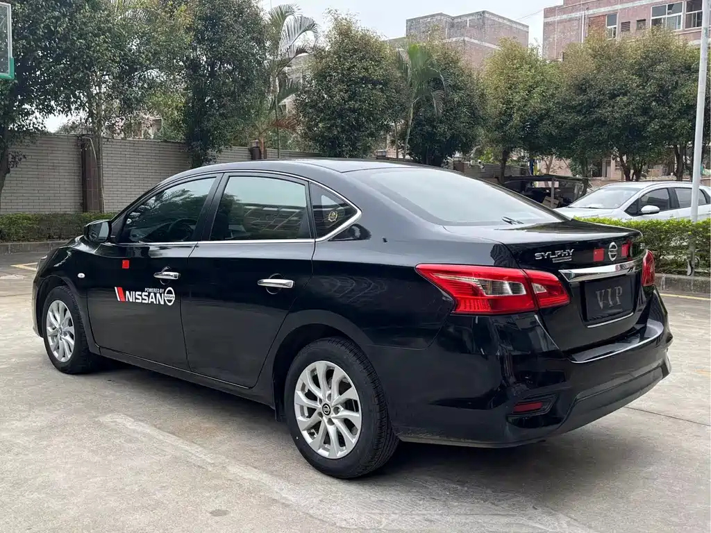 NISSAN SYLPHY 2021