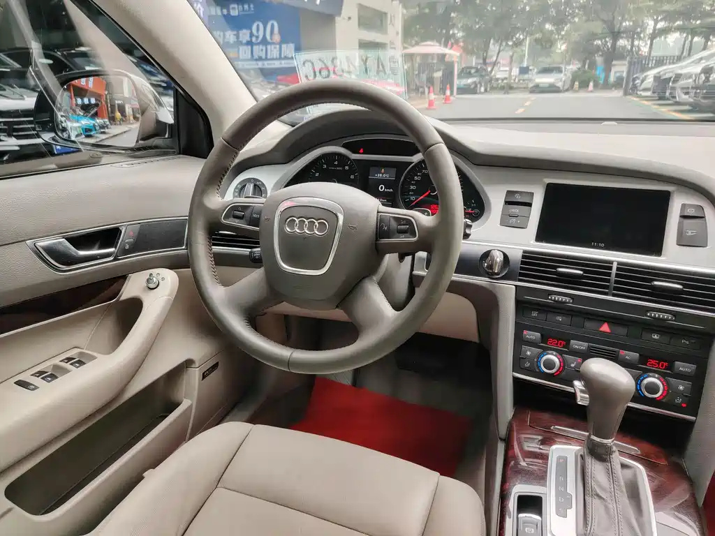 AUDI A6L 2010