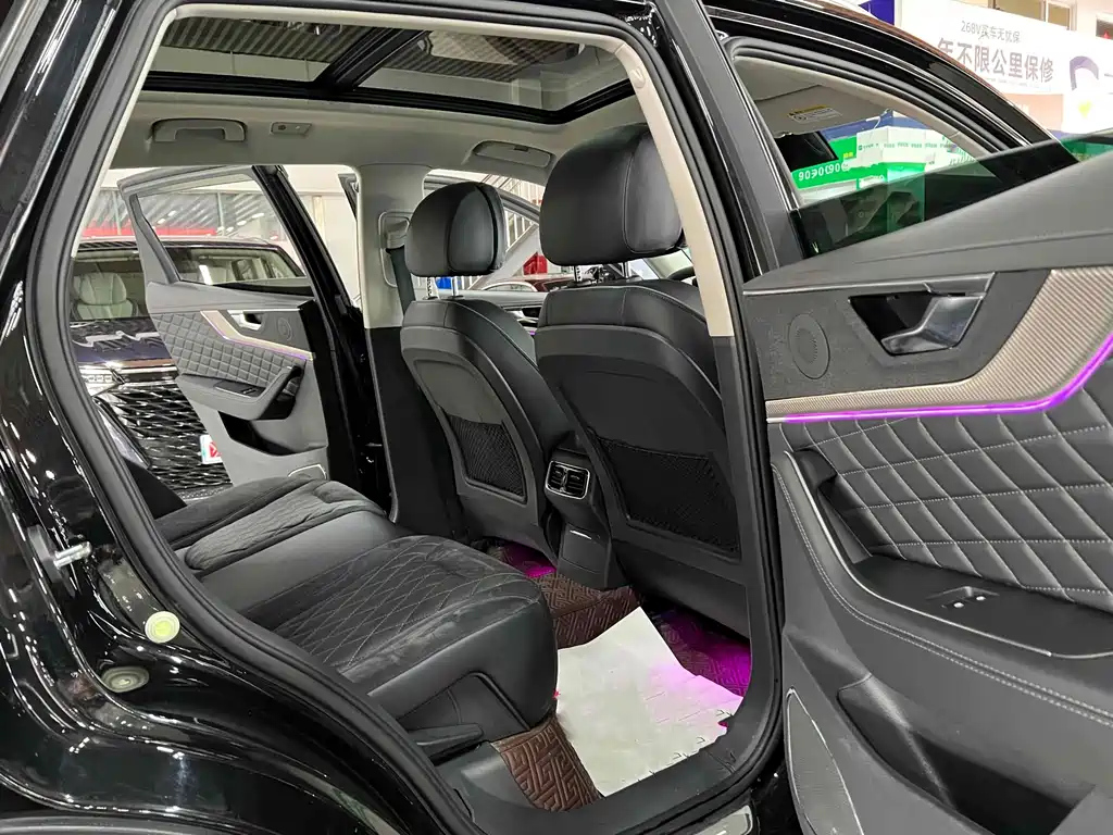 HONGQI HS5 2019