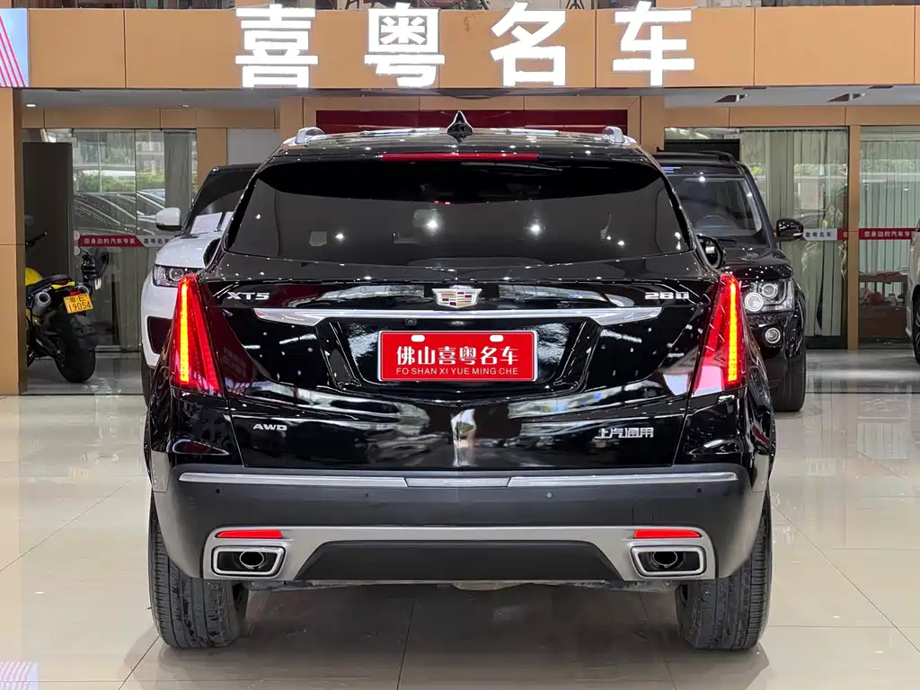 CADILLAC XT5 2021