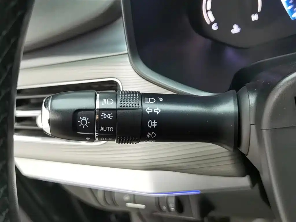 CHERY TIGGO 8 2021