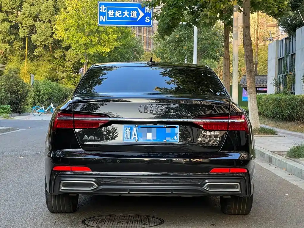 AUDI A6L 2020