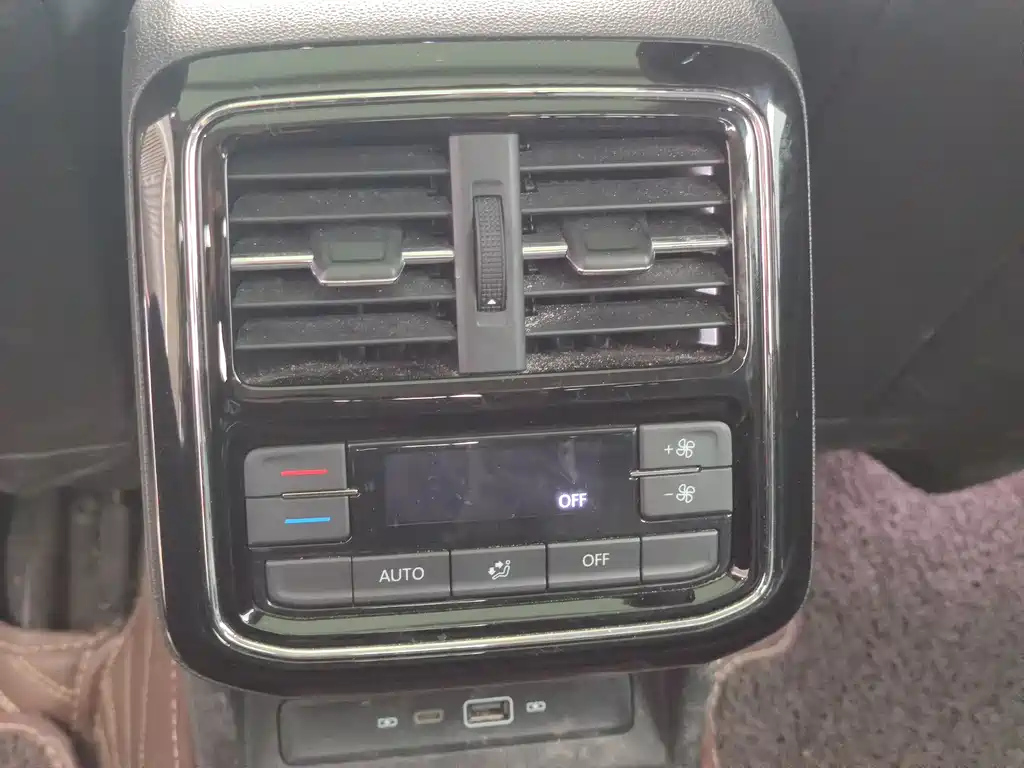 VOLKSWAGEN PASSAT 2021