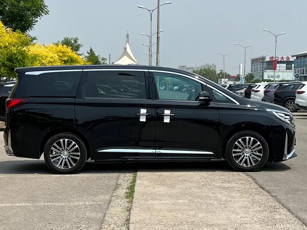 TRUMPCHI M8 2021
