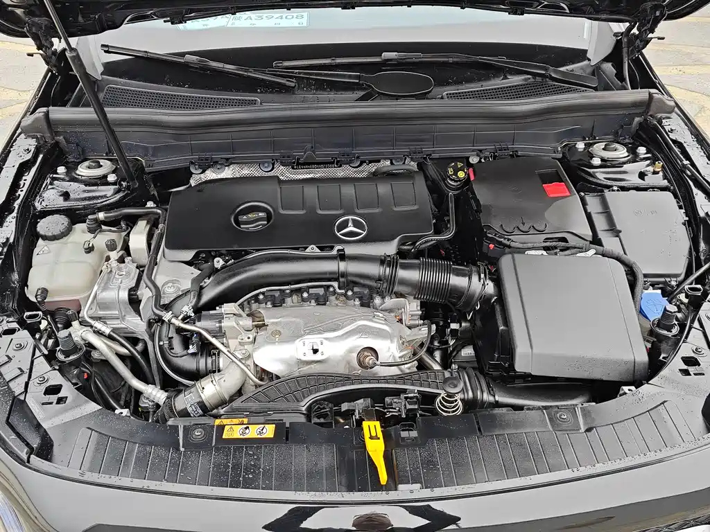 MERCEDES BENZ GLB 2022