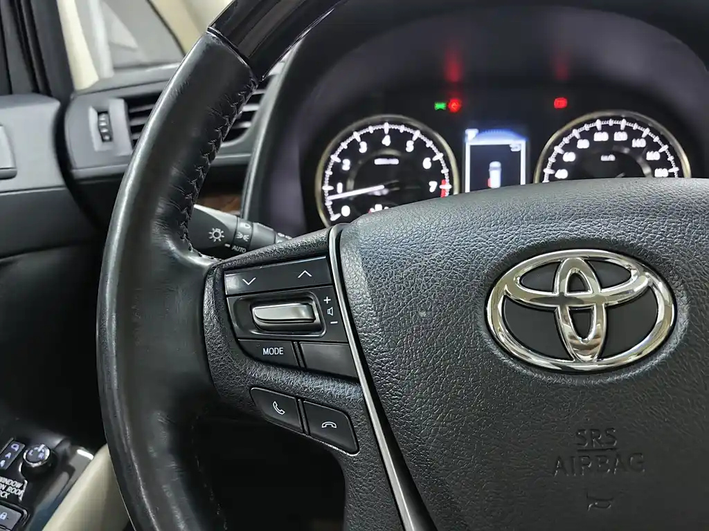 TOYOTA ALPHARD 2018