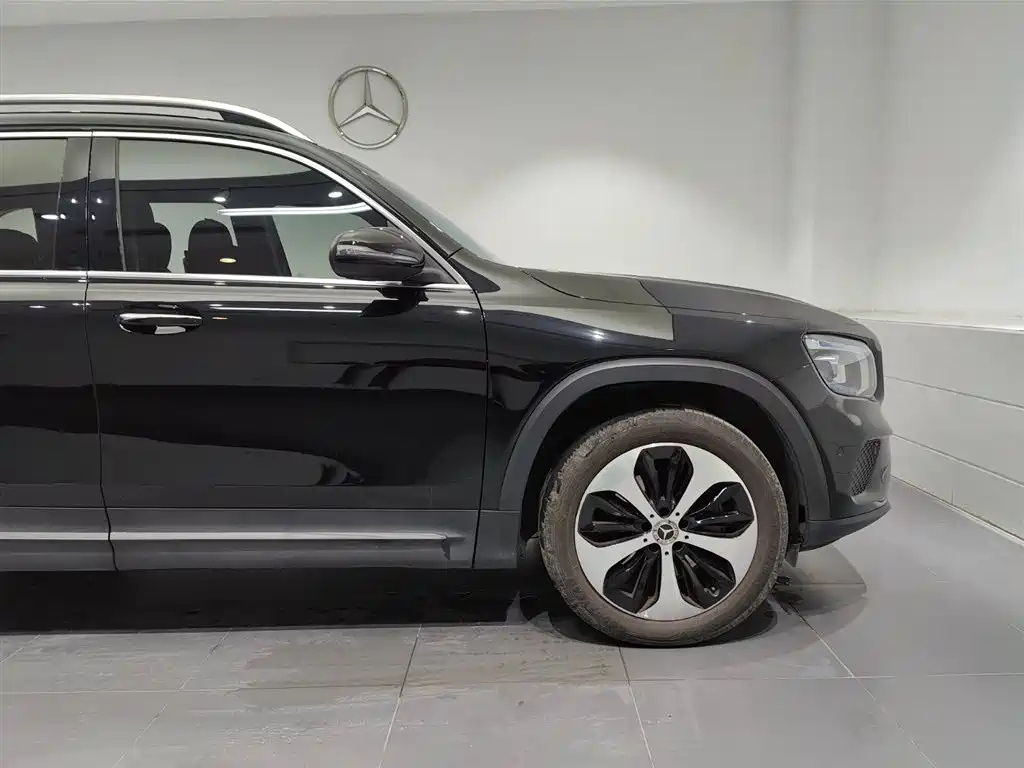 MERCEDES BENZ GLB 2022
