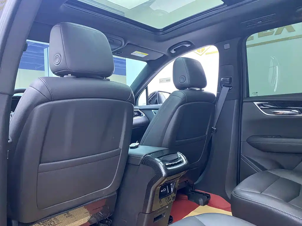 CADILLAC XT6 2022