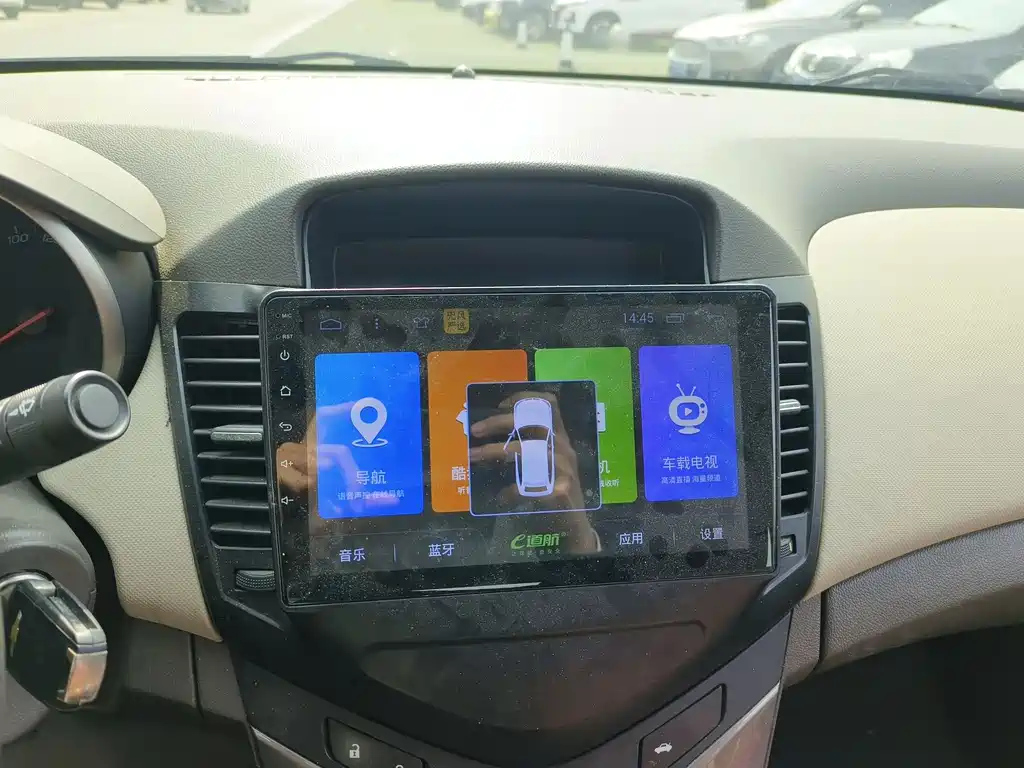 CHEVROLET CRUZE 2015