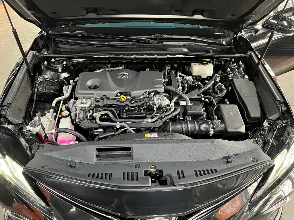 TOYOTA CAMRY 2023