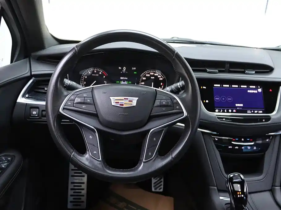 CADILLAC XT5 2023