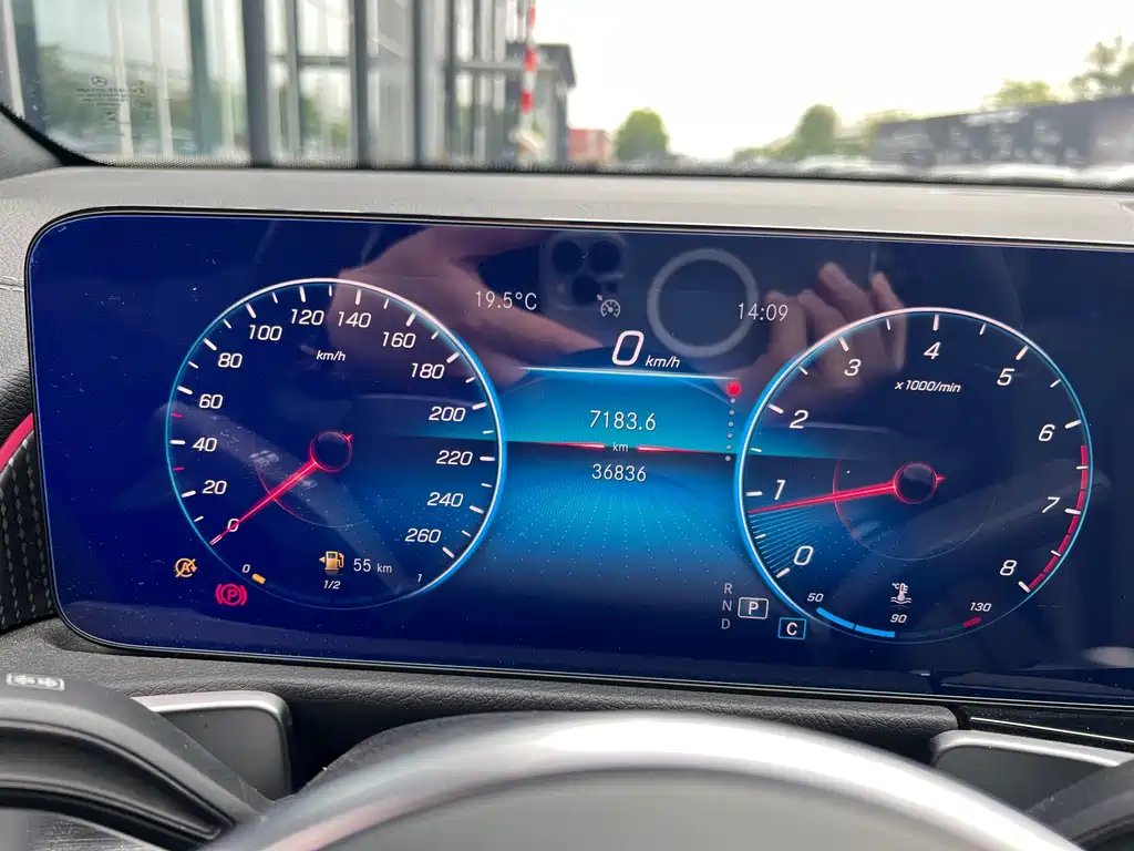 MERCEDES BENZ GLB 2022