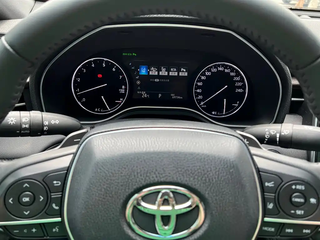 TOYOTA AVALON 2020