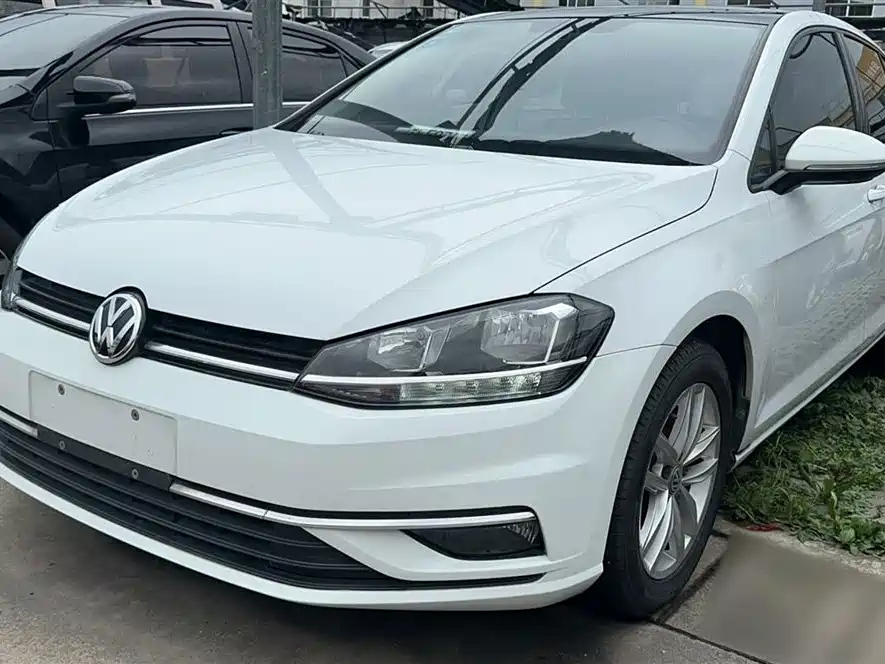 VOLKSWAGEN GOLF 2018