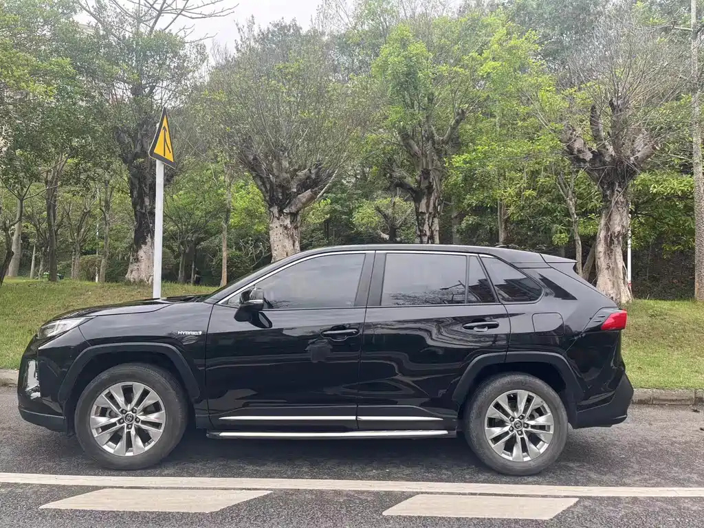 TOYOTA WILDLANDER 2021