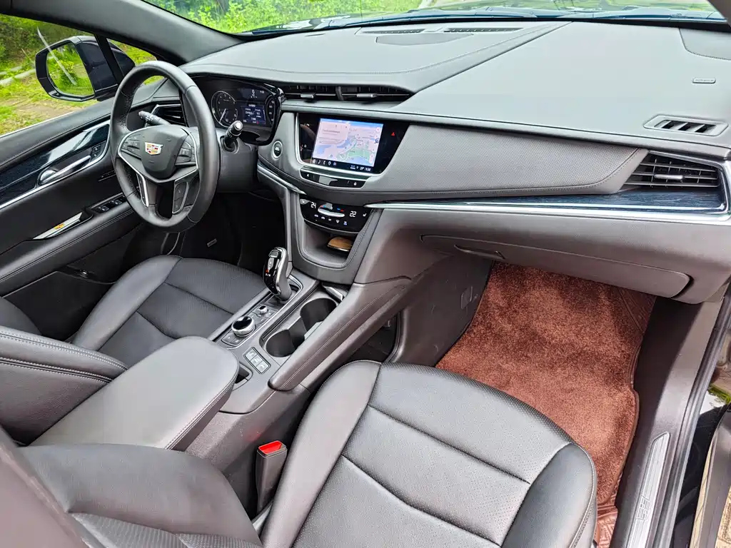 CADILLAC XT5 2023