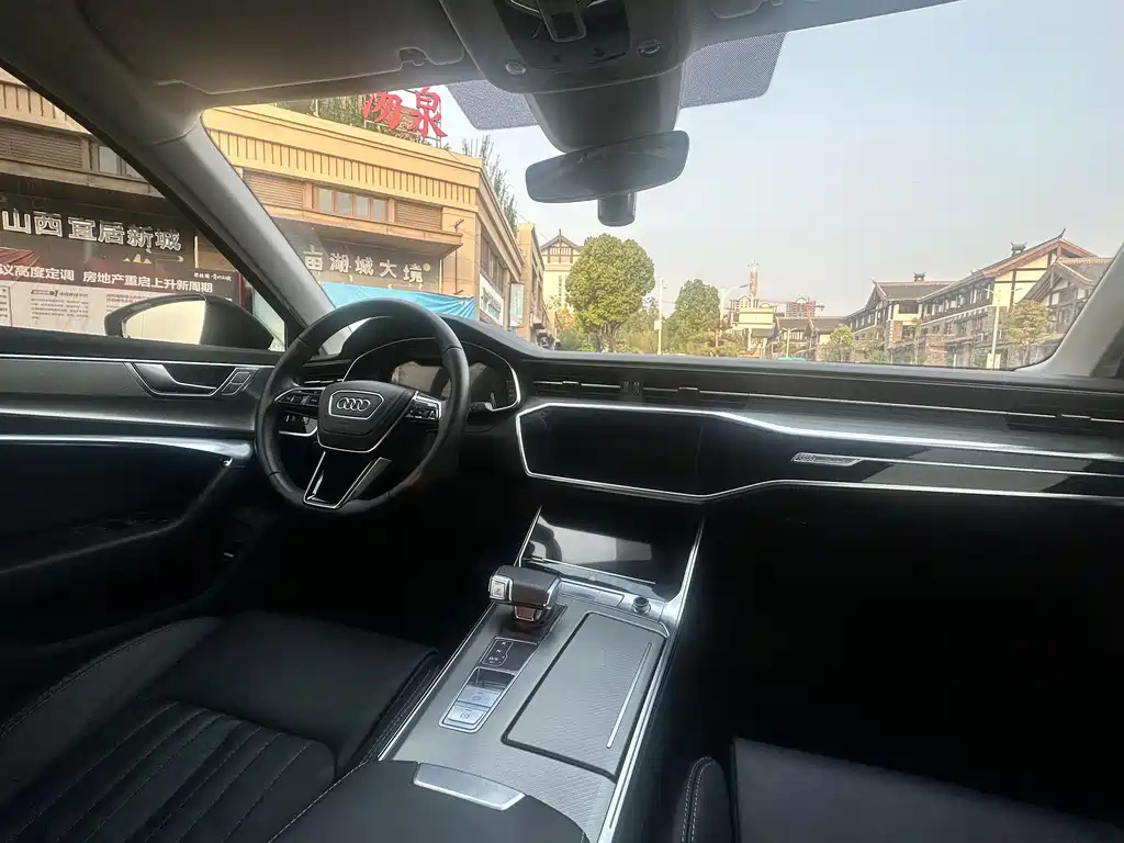 AUDI A6L 2023