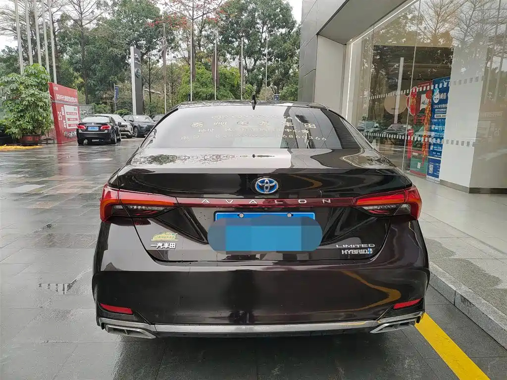 TOYOTA AVALON 2019