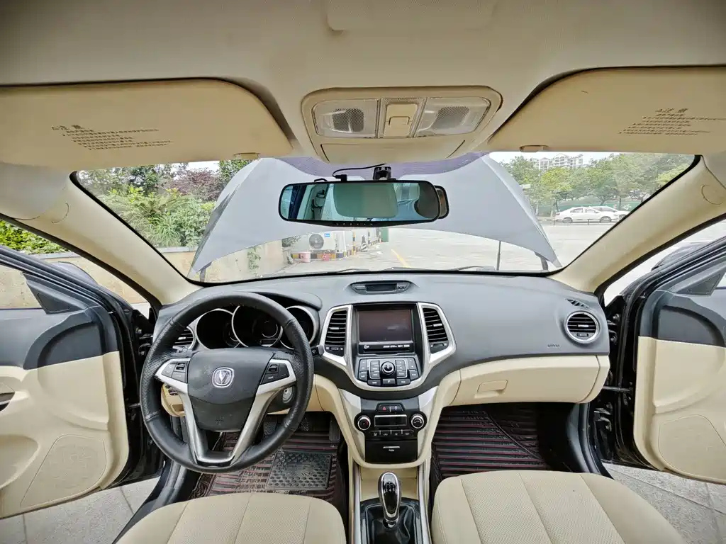 CHANGAN EADO 2016