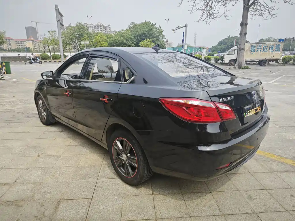 CHANGAN EADO 2016