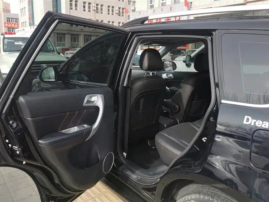 HAVAL H6 2015