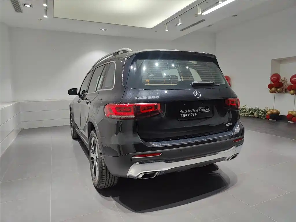 MERCEDES BENZ GLB 2021