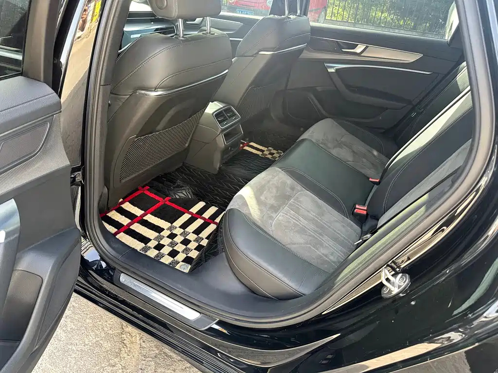 AUDI A6L 2021