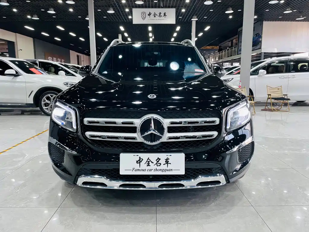 MERCEDES BENZ GLB 2023