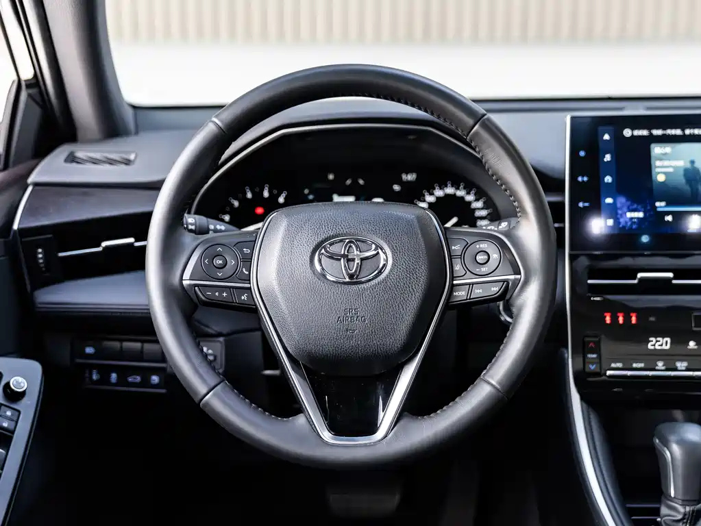 TOYOTA AVALON 2023