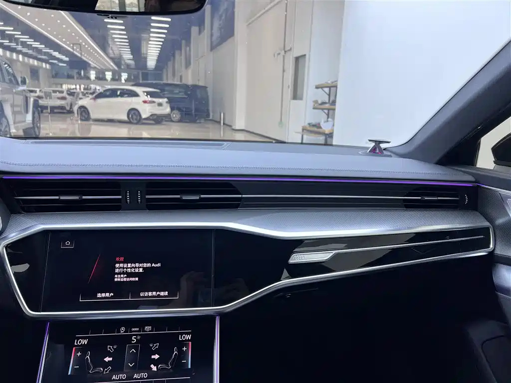 AUDI A6L 2024