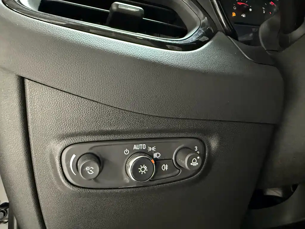 CHEVROLET EXPLORER 2021