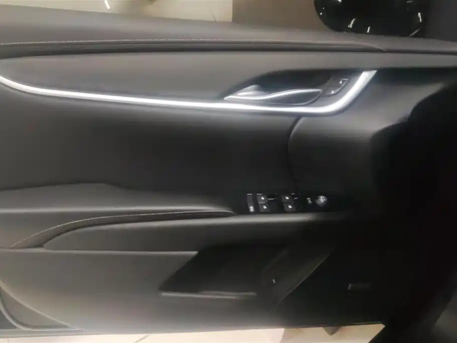 CADILLAC XTS 2018