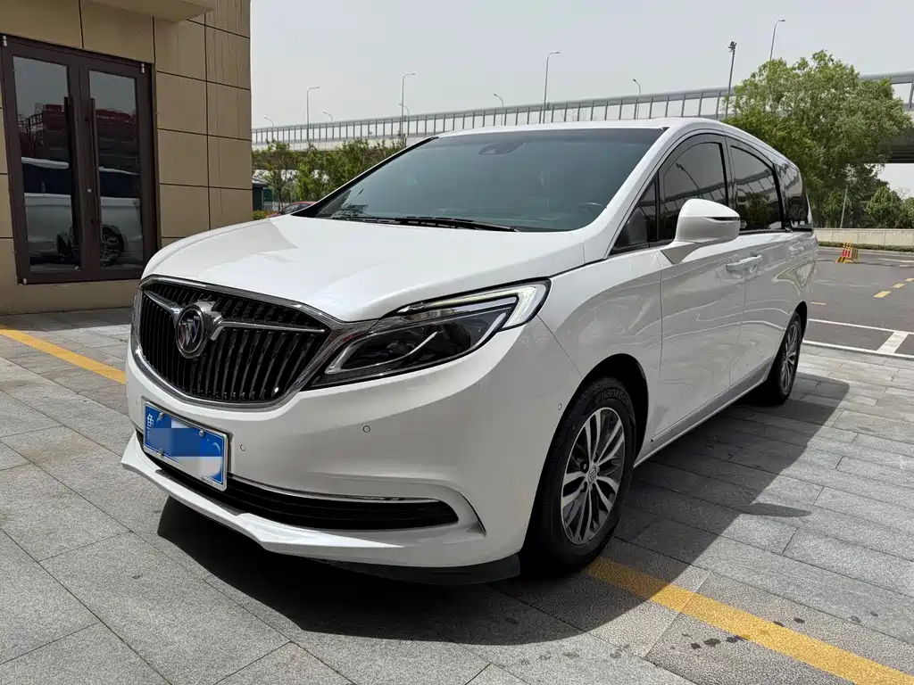 BUICK GL8 2017