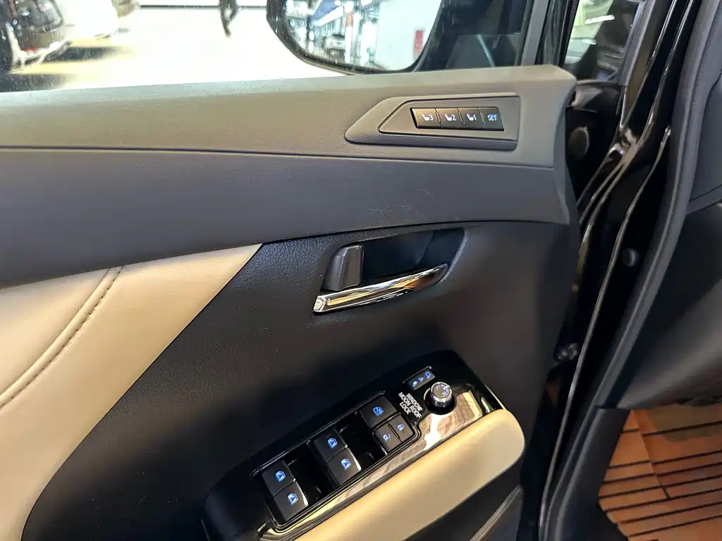 TOYOTA ALPHARD 2019