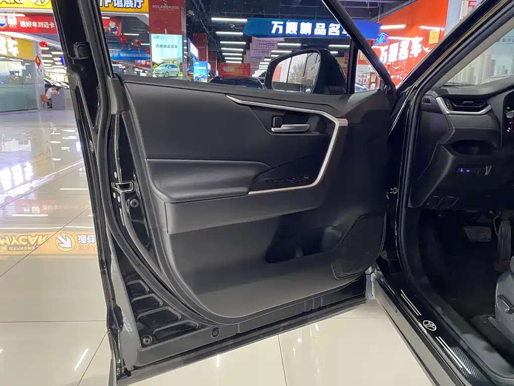 TOYOTA WILDLANDER 2021