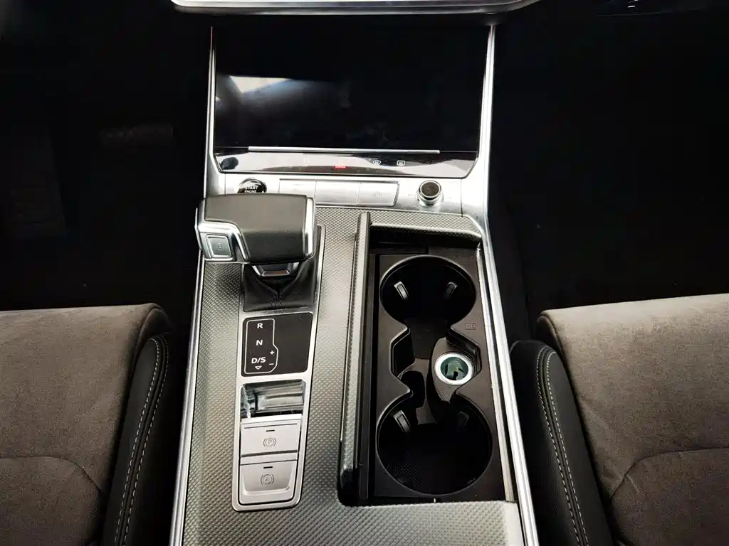 AUDI A6L 2023