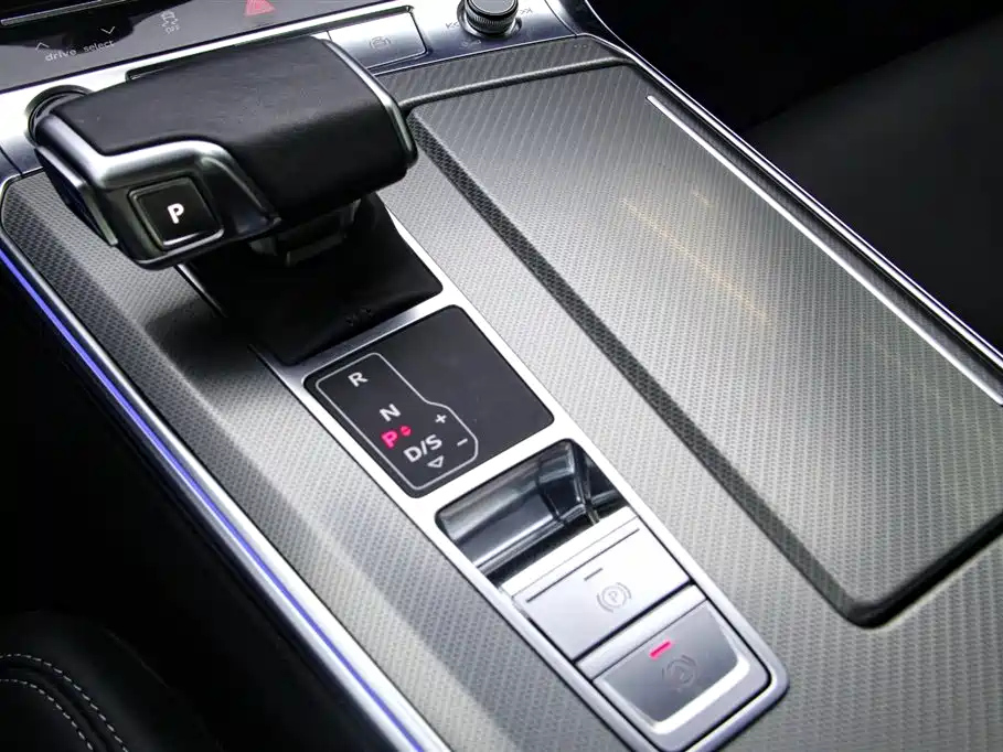 AUDI A6L 2022