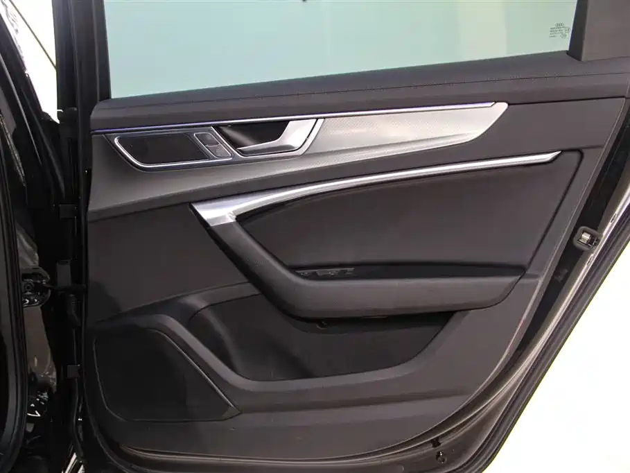 AUDI A6L 2022