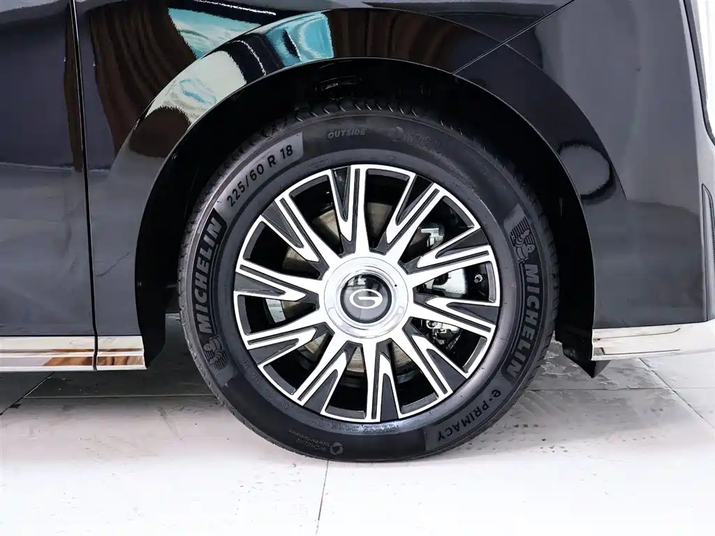 TRUMPCHI E9 2023