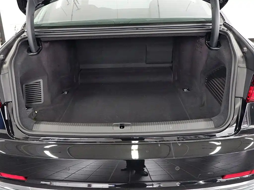 AUDI A6L 2023