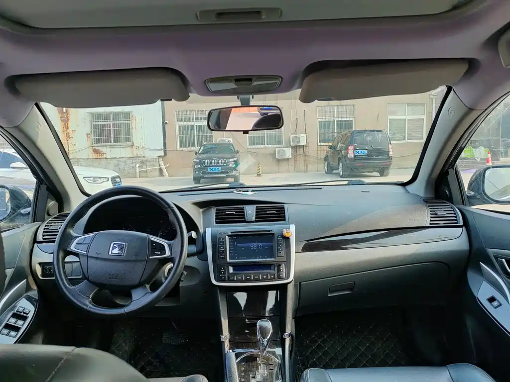 ZOTYE Z300 2014