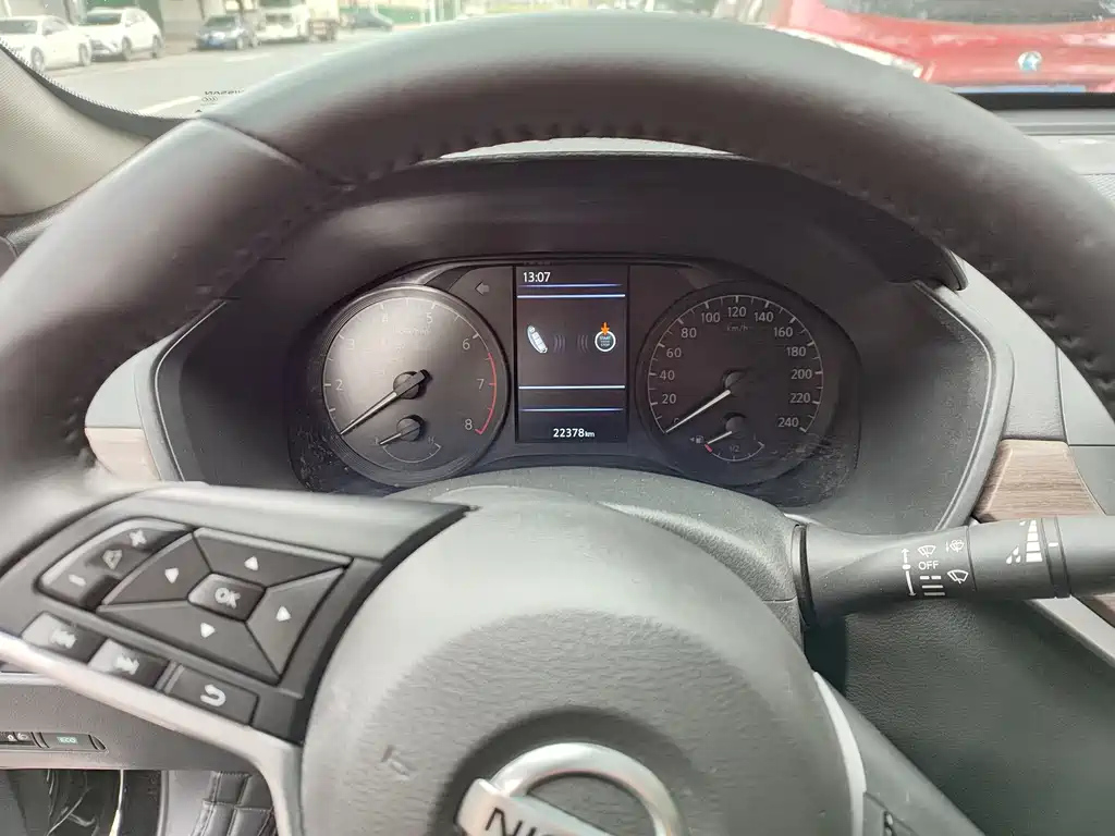 NISSAN TEANA 2022